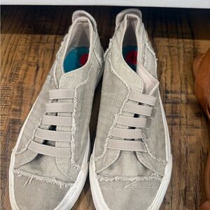 Blowfish Frayed Beige Canvas Sneakers